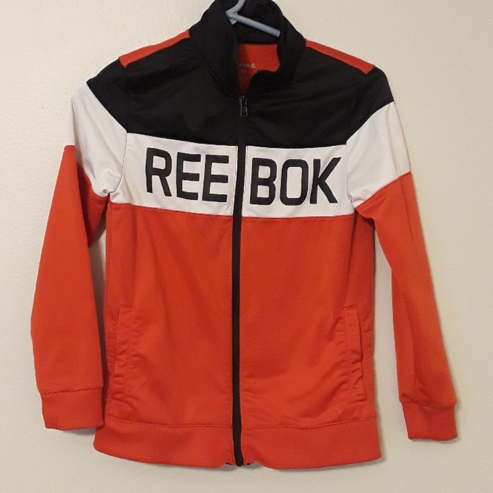 Reebok top